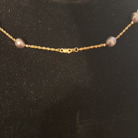 14k yellow Gold and Tahitian pearl station necklace and stud earrings - Picture 10 of 11